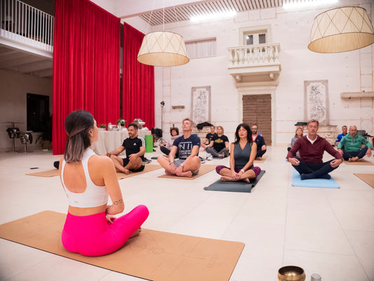 Elisa e Lavera Yoga: Un Viaggio di Trasformazione Attraverso lo Yoga